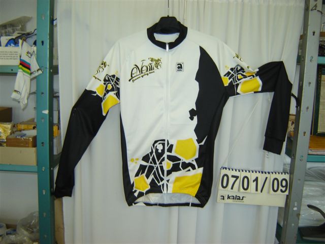 0701-09 bunda 1.jpg