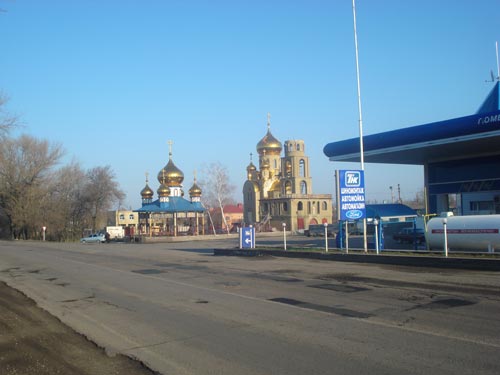 Церковь-Харцызск.jpg